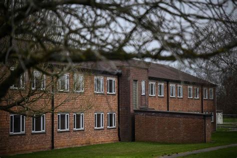 UK to house thousands of asylum seekers in ex-military bases